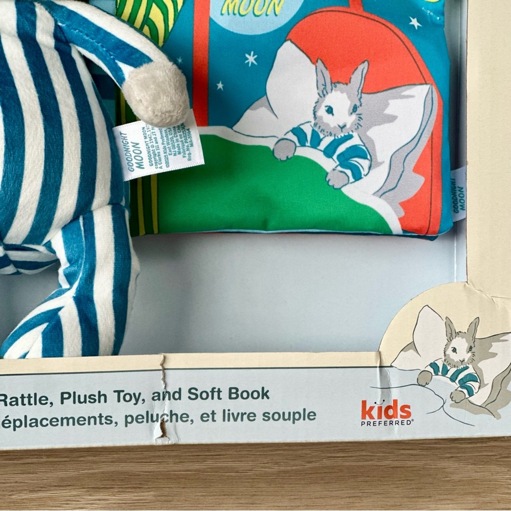 Gift Set - Picture 6 of 7